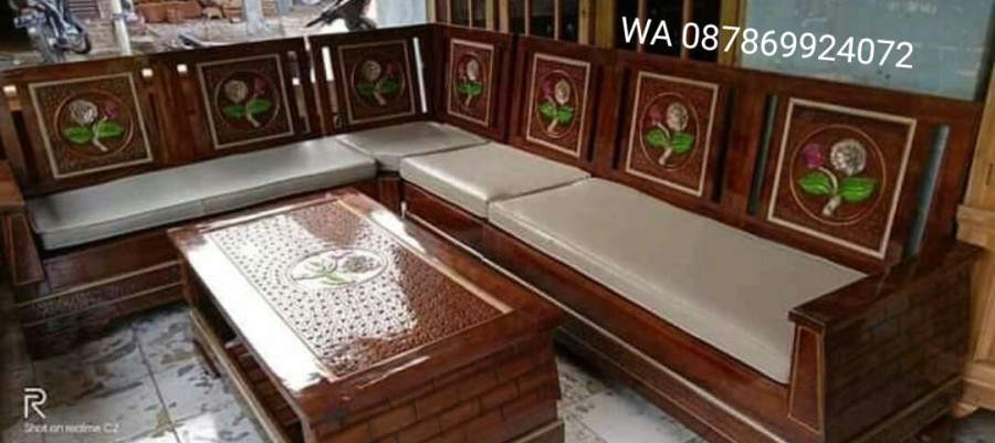 Kursi tamu sudut L dengan bantalan kayu jati ukiran jepara